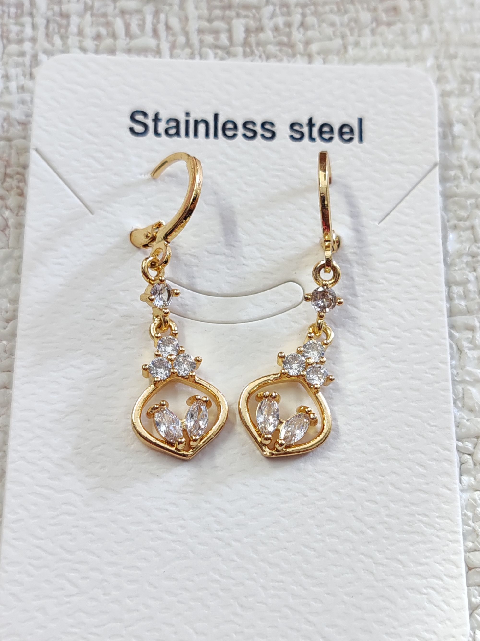 Aretes variados argollas