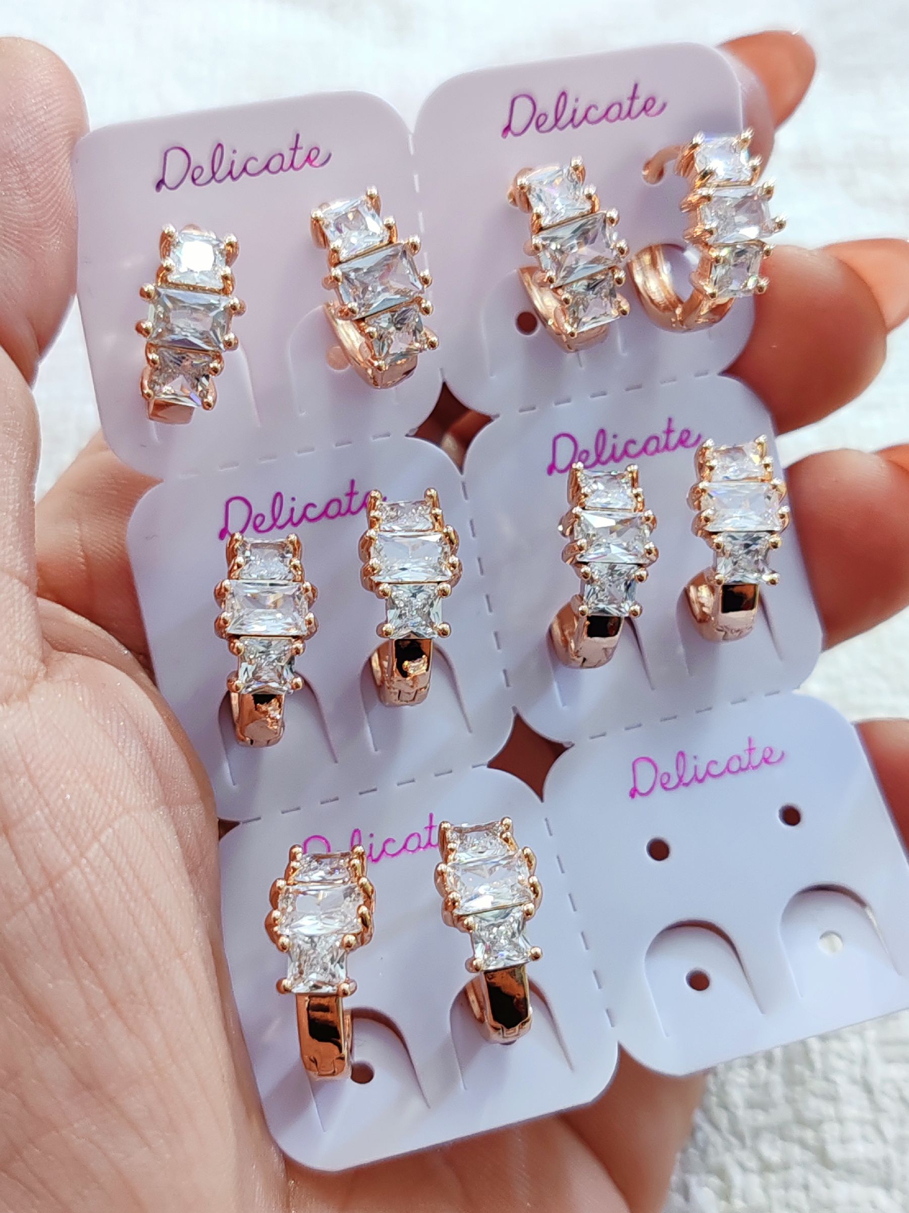Aretes variados