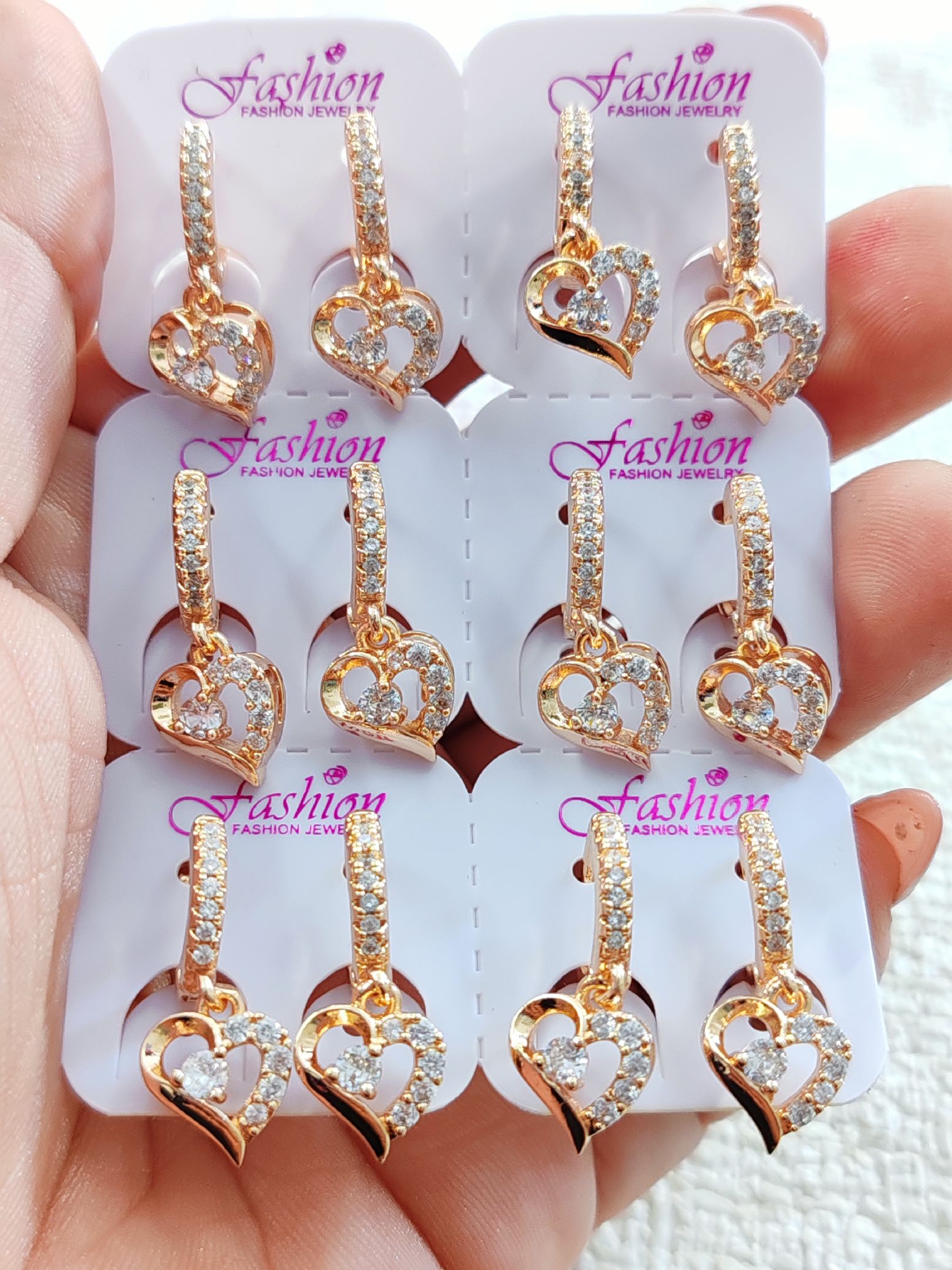 Aretes variados
