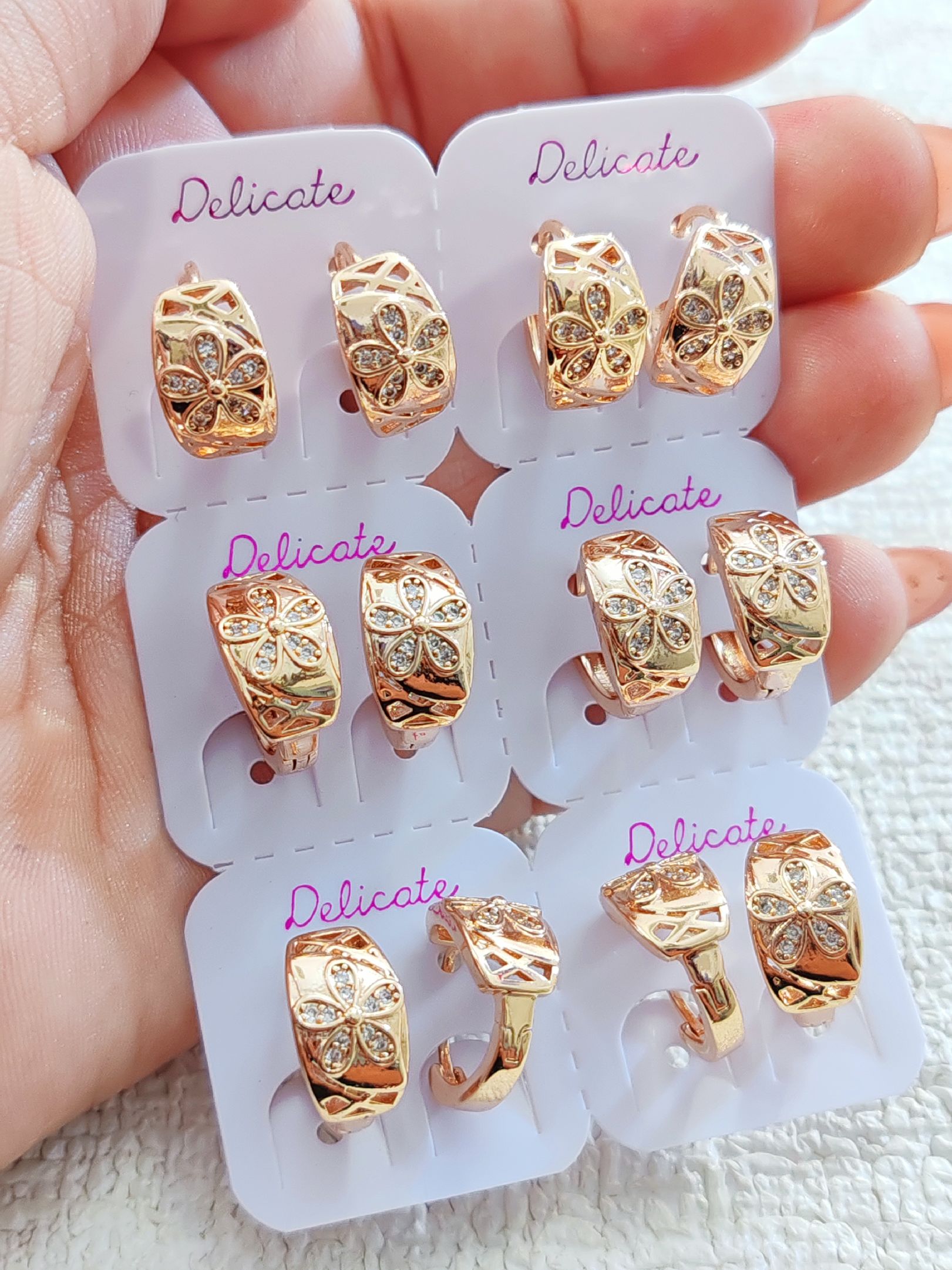 Aretes variados