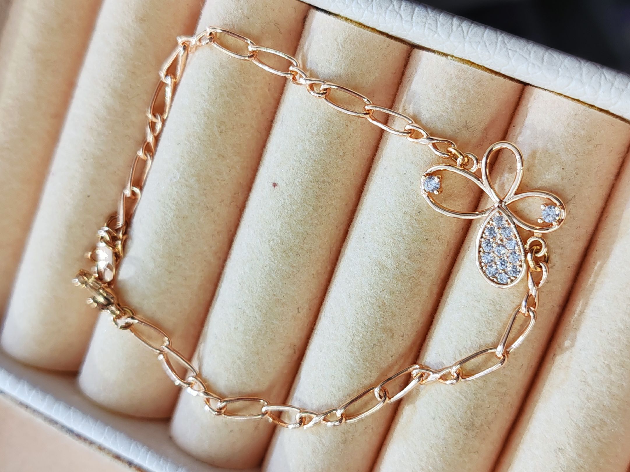 Pulsera mariposa xuping