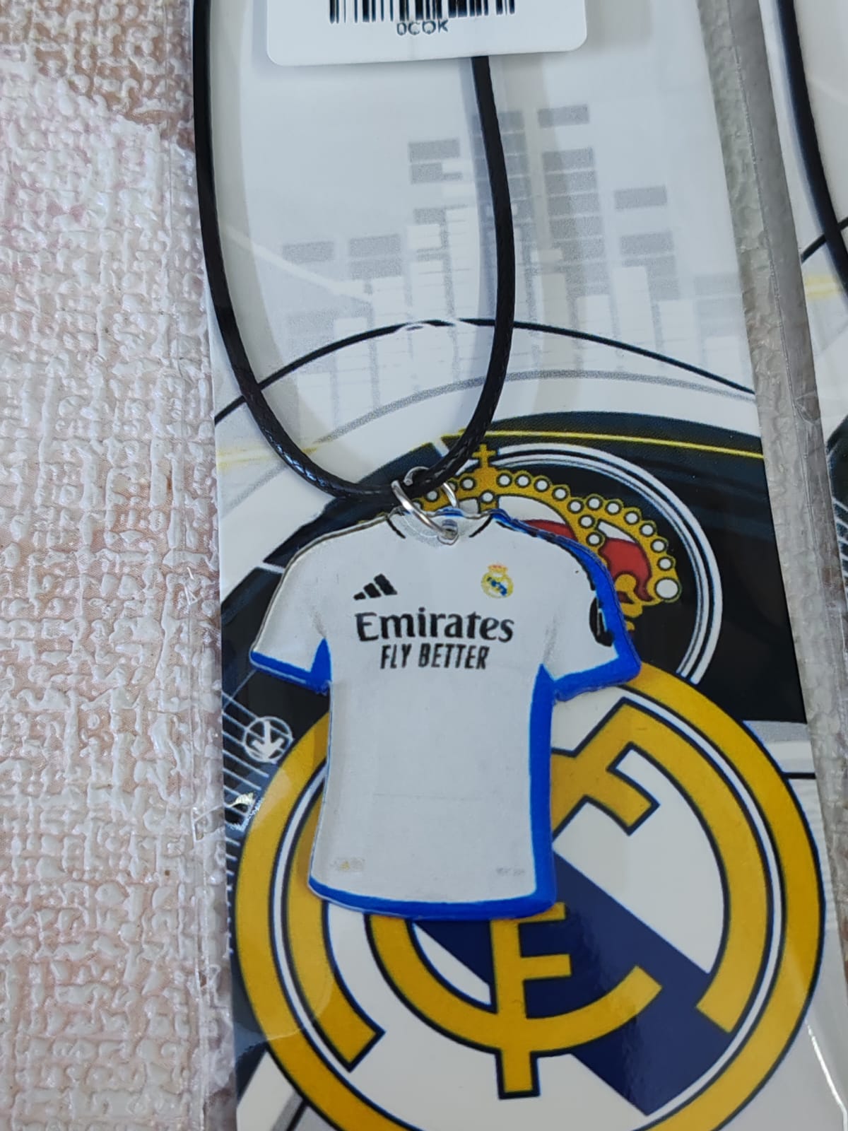 Collares kawaii equipos AL, U y cristal