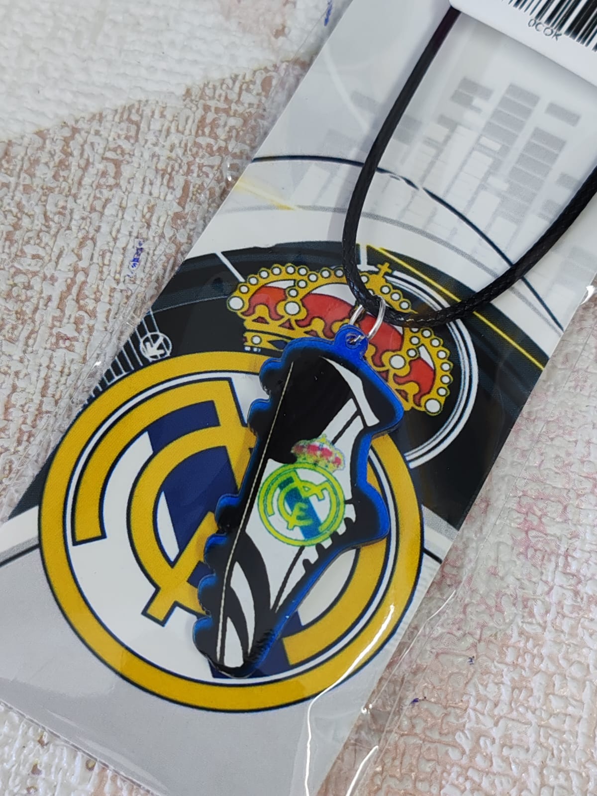 Collares kawaii equipos AL, U y cristal