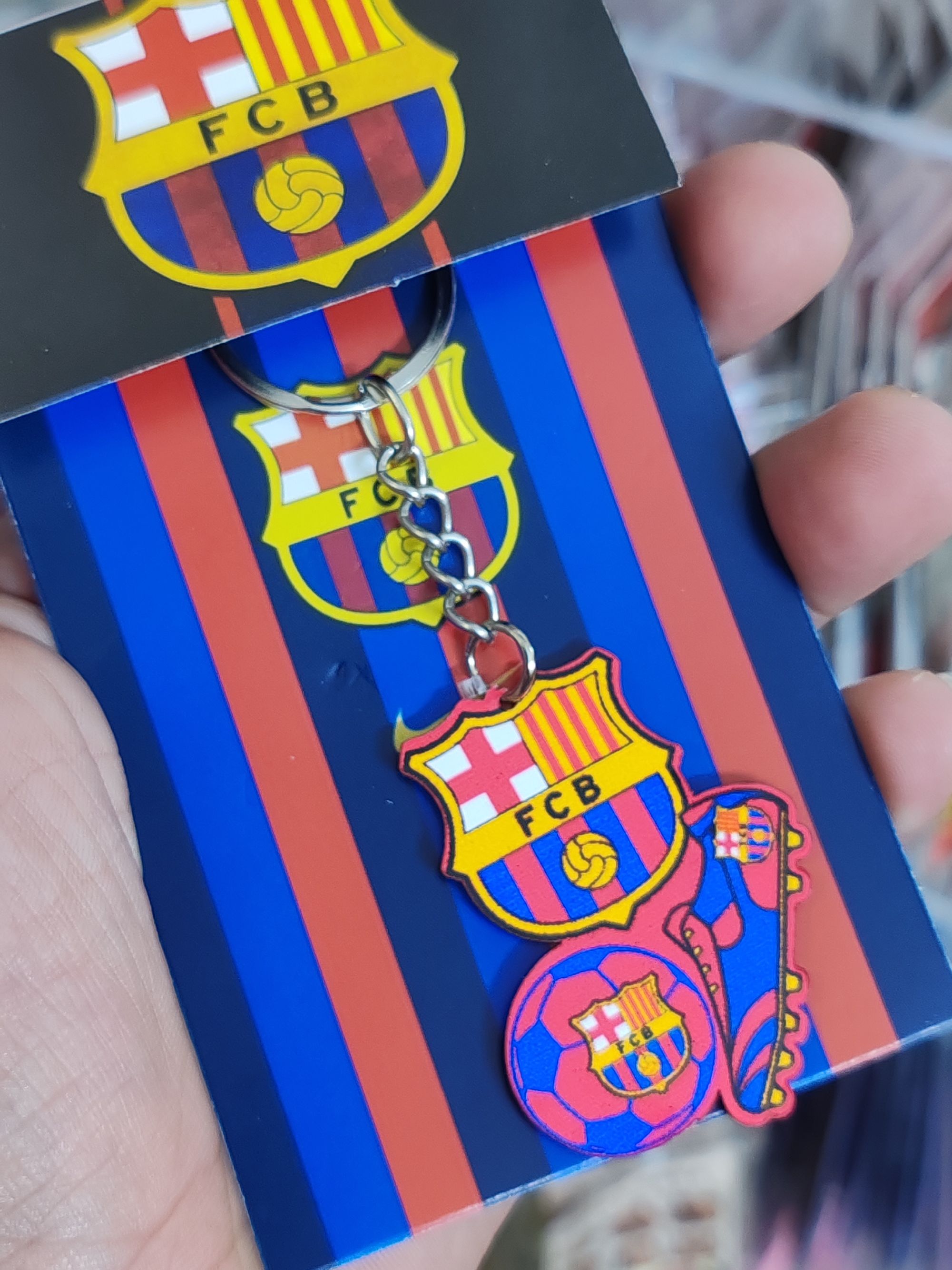 Llaveros equipo Al, U, real, etc