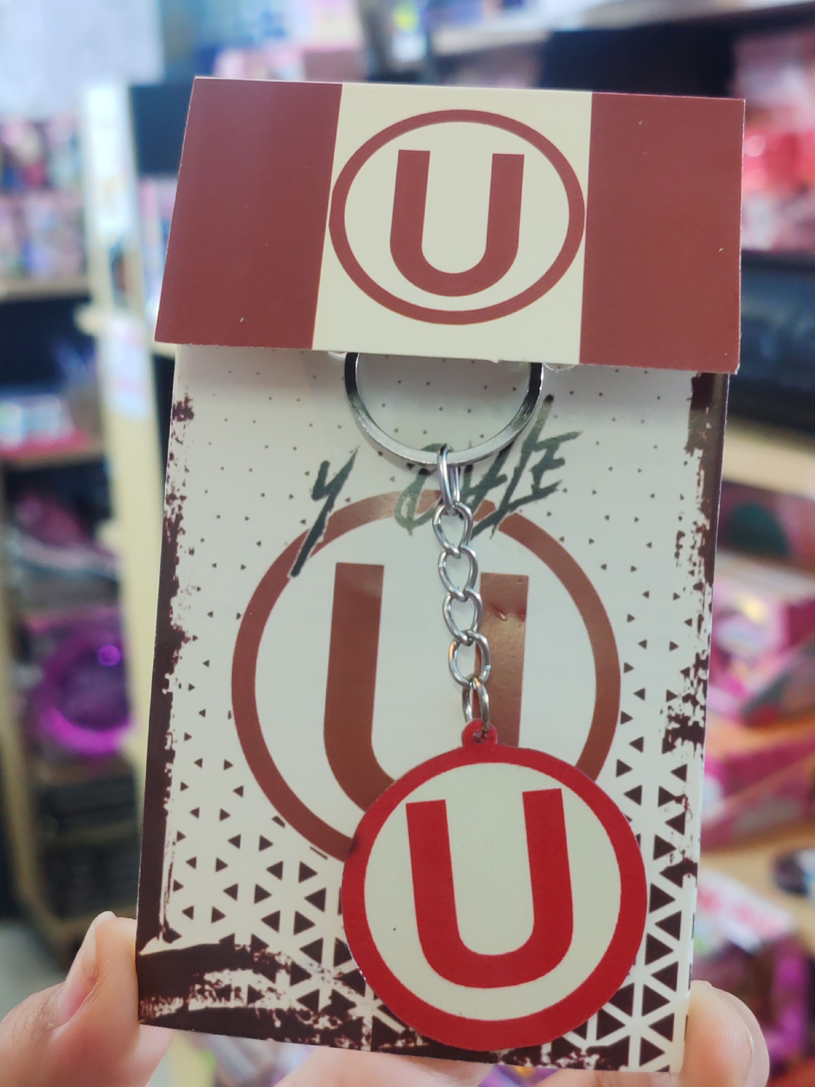 Llaveros equipo Al, U, real, etc