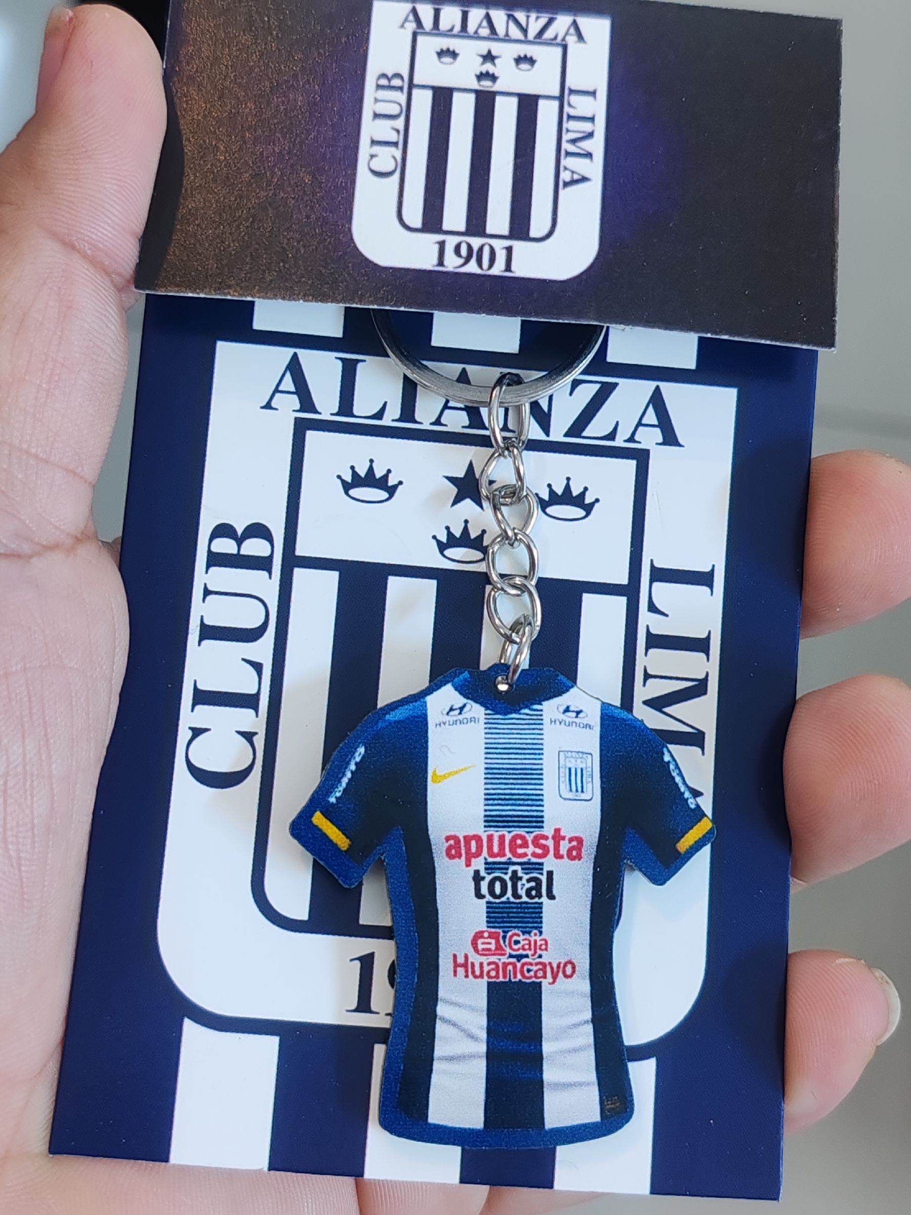 Llaveros equipo Al, U, real, etc