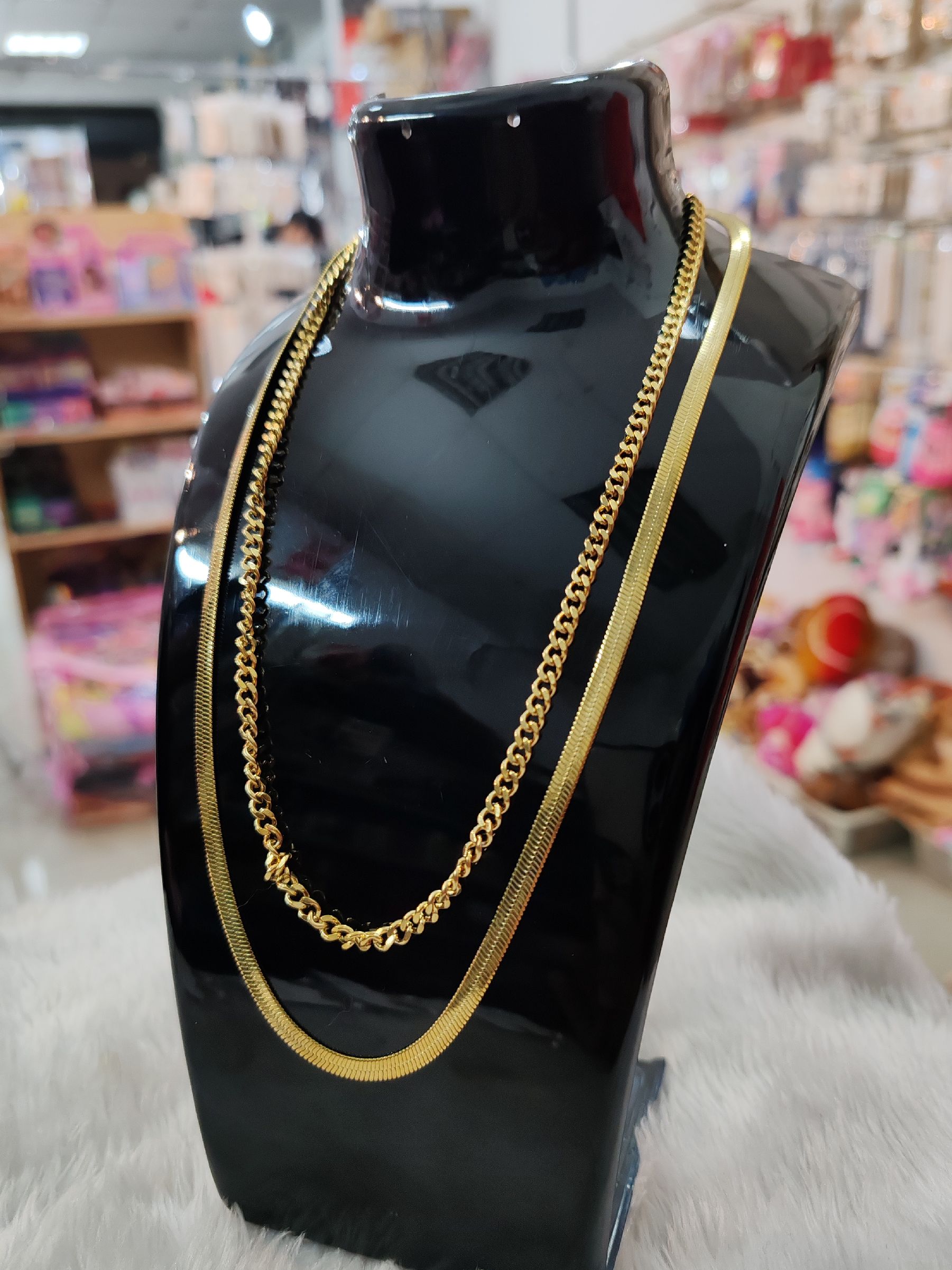 collares triple y doble caida, soga y carttier dorado