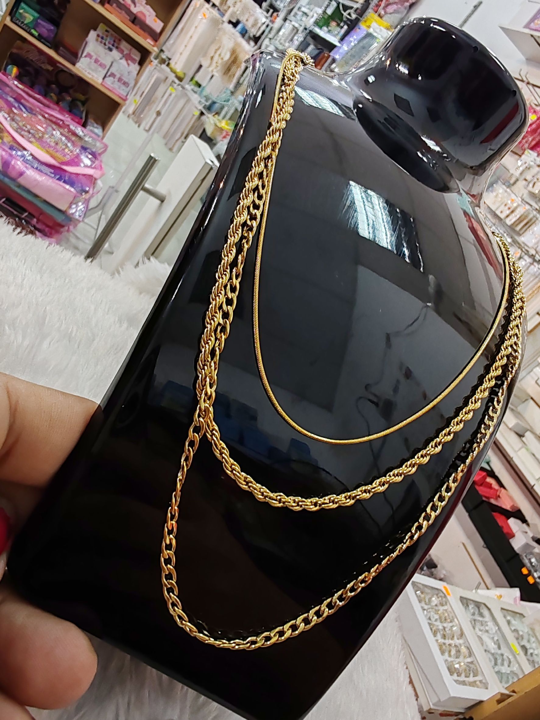 collares triple y doble caida, soga y carttier dorado