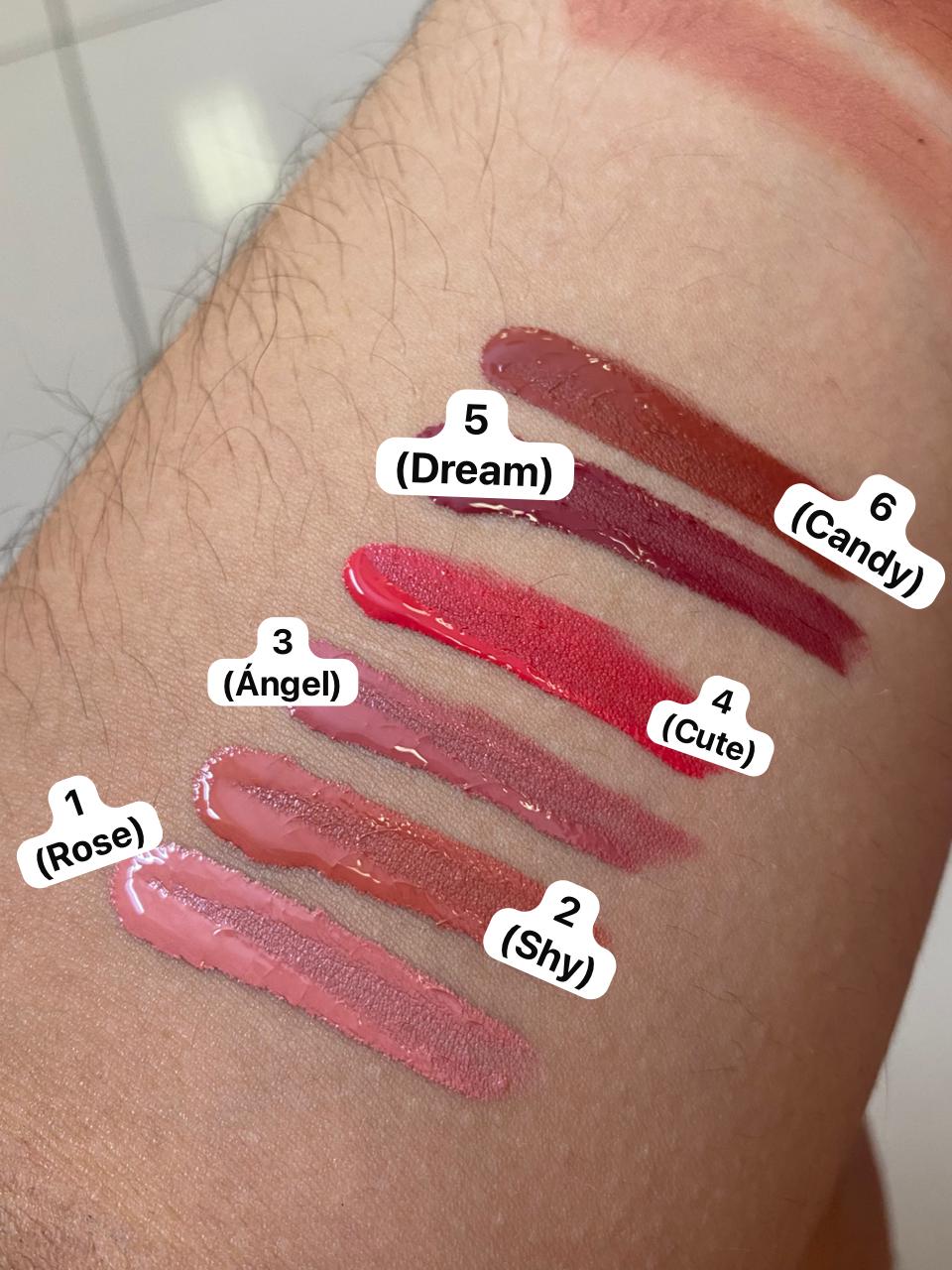 RUBOR TIPO SHE GLAM DE KEVIN & COCO