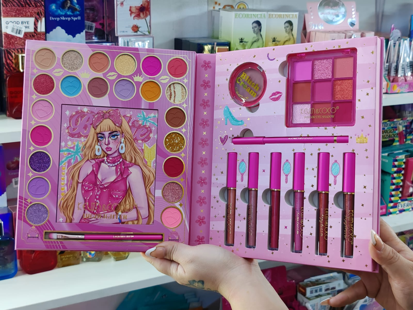 KIT DE MAQUILLAJE K&C