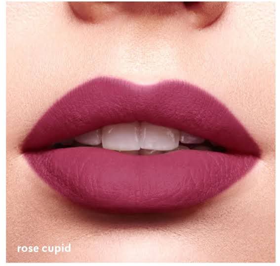 LABIALES STUDIO LOOK DE CYZONE