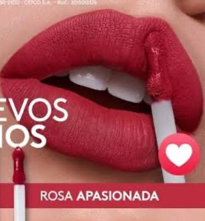 LABIALES STUDIO LOOK DE CYZONE