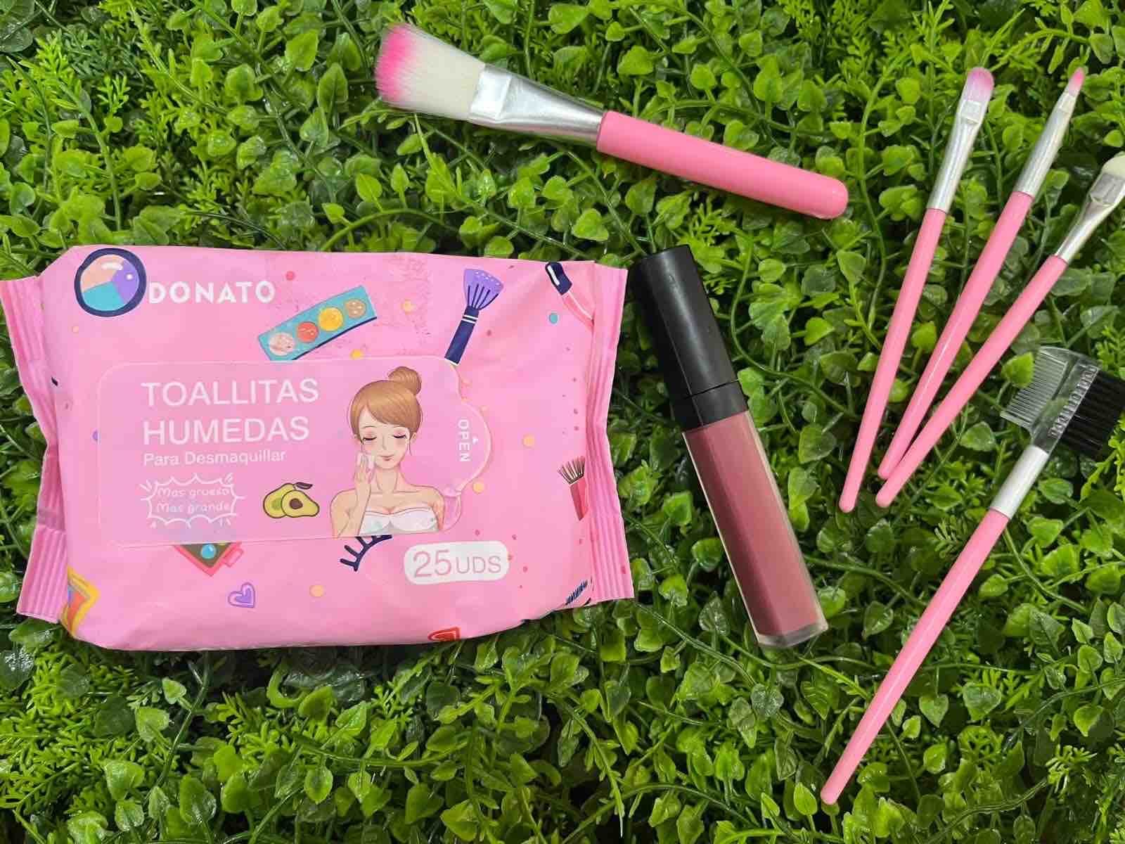 Toallitas húmedas desmaquillantes