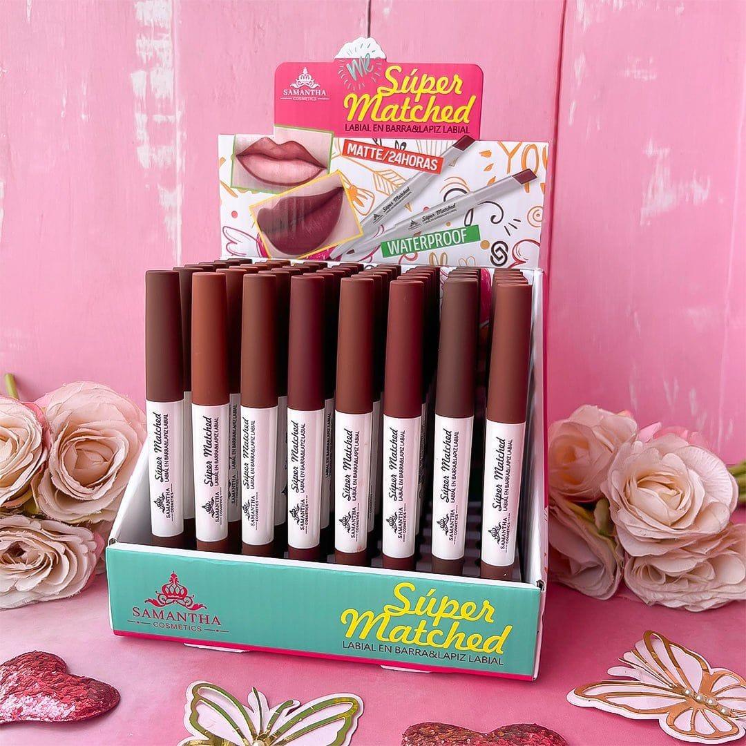 LABIALES EN BARRA 2 EN 1 CON DELINEADOR