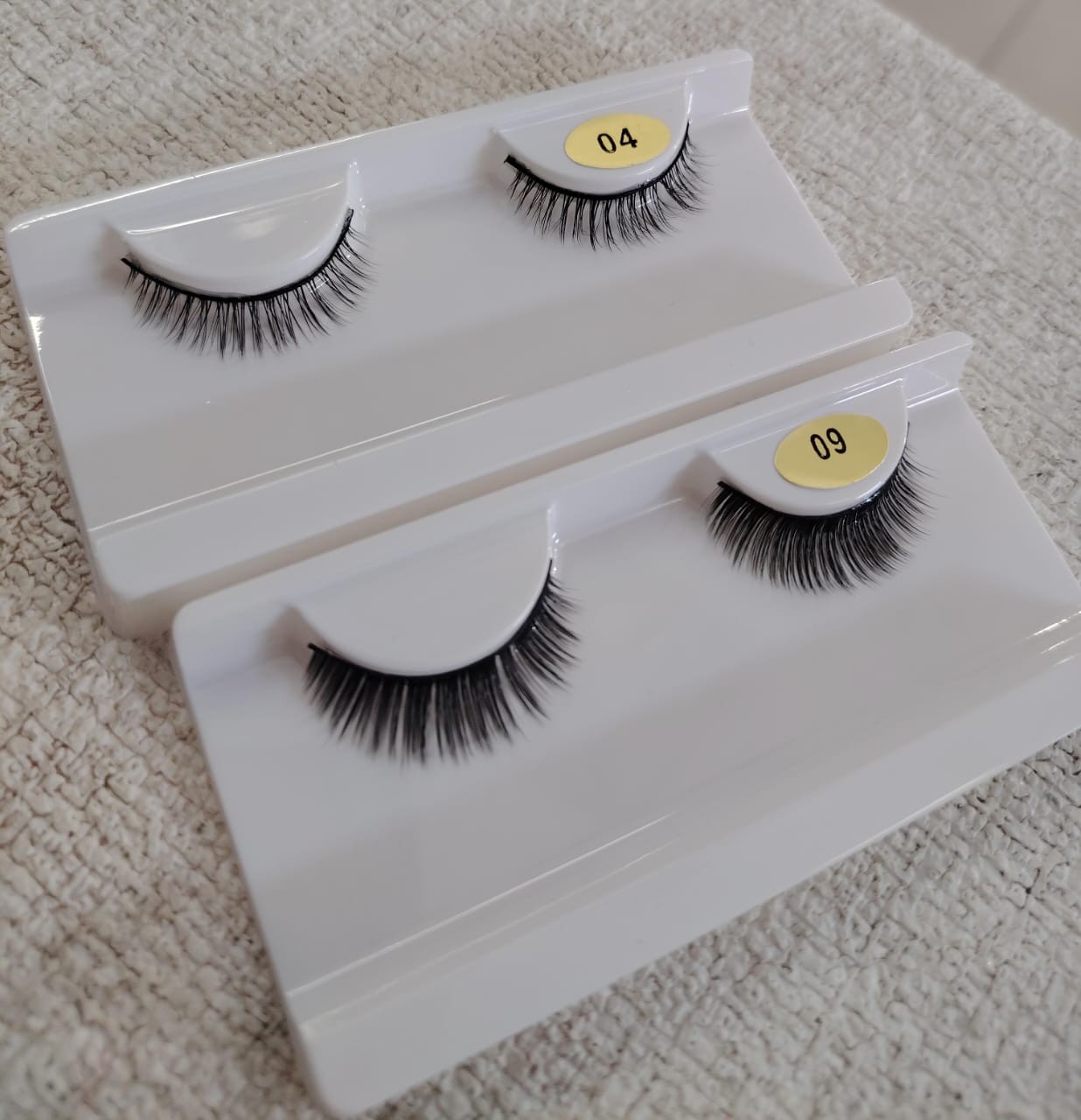 PESTAÑAS SARA & OLIVER