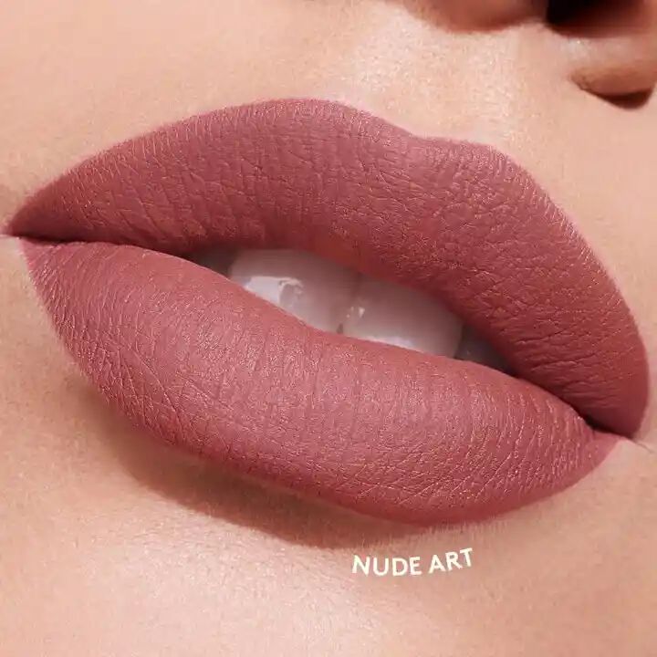 LABIALES COLOR FIX DE ESIKA 24HRS